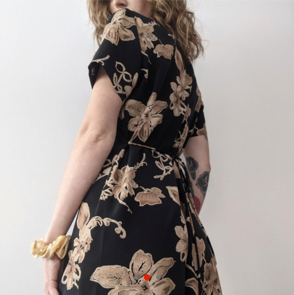 Floral Dress - Picture 2 of 4